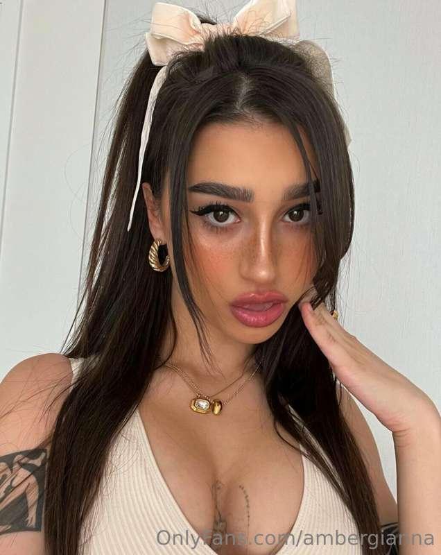 i could be your fantasy✨🎀