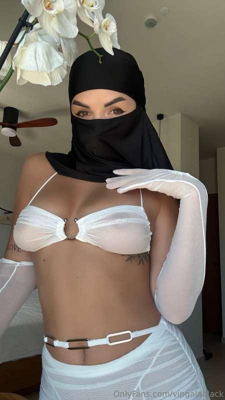 What do you think about when you see my big tits and thin wa..