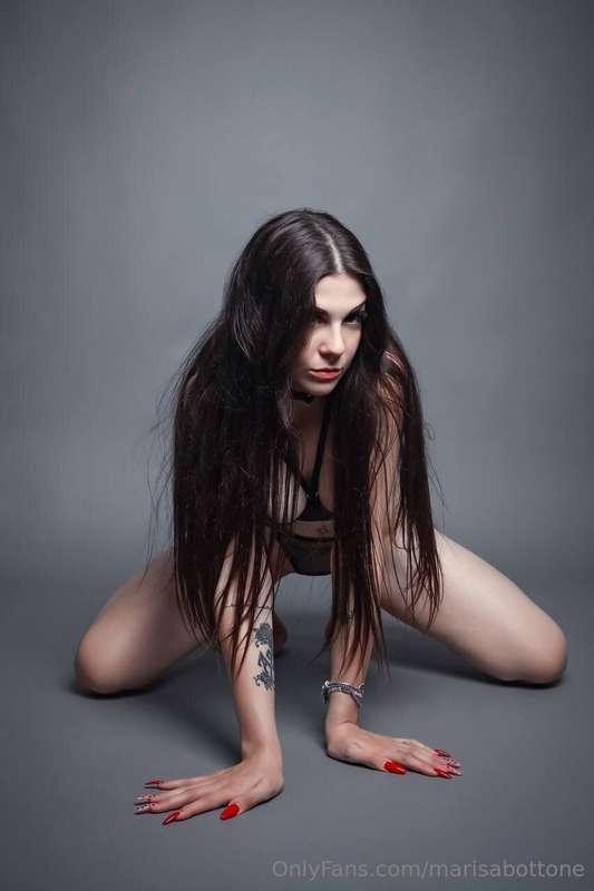 **Ah pensi di potermi resistere? Scrivimi in chat che ti fac..