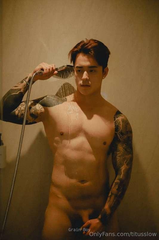 Just got out of the shower, but I’m still feeling dirty… 😏Sh..