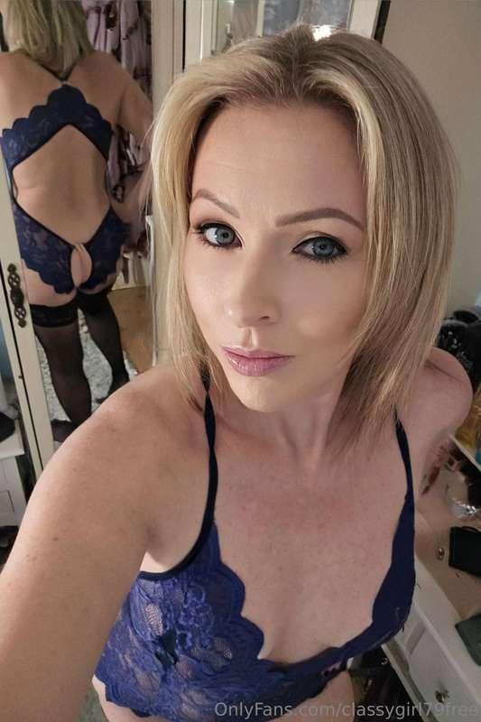 This mirror could tell some stories 😈