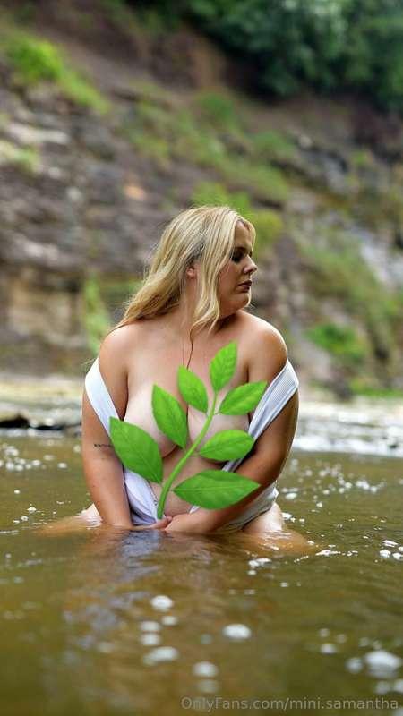 Do you wanna see the uncensored version.. message me!! 😁🔥