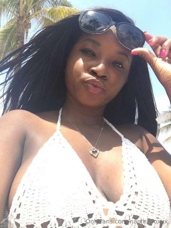 Let’s Dive Deep into Your Wildest Fantasies 🔥