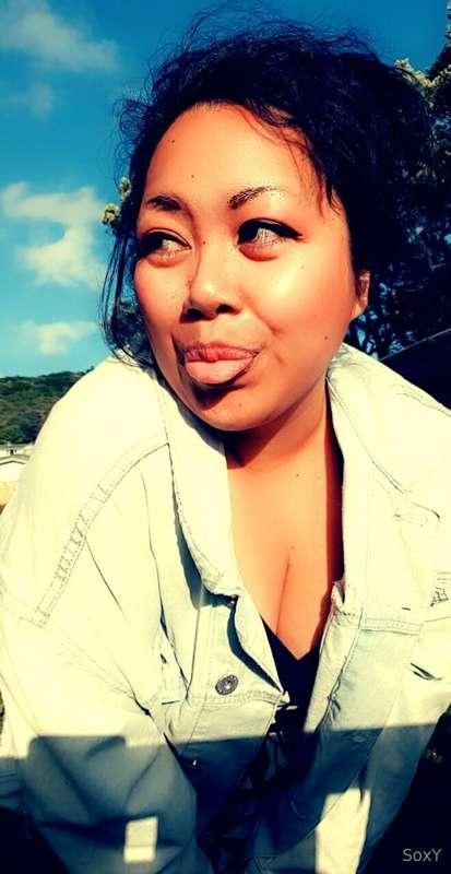 When summer looks good on you~ c;<Hope it helps you get thro..