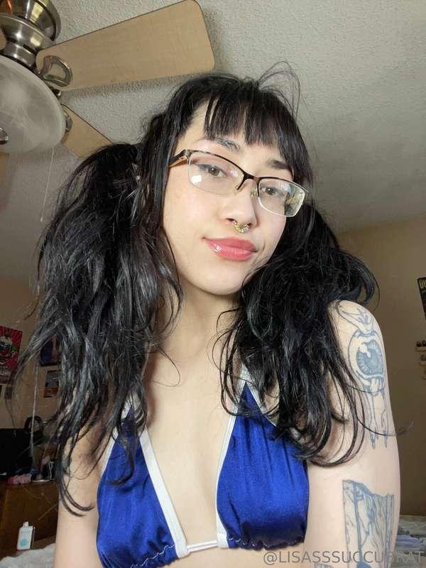 am I your favorite brat? tell me