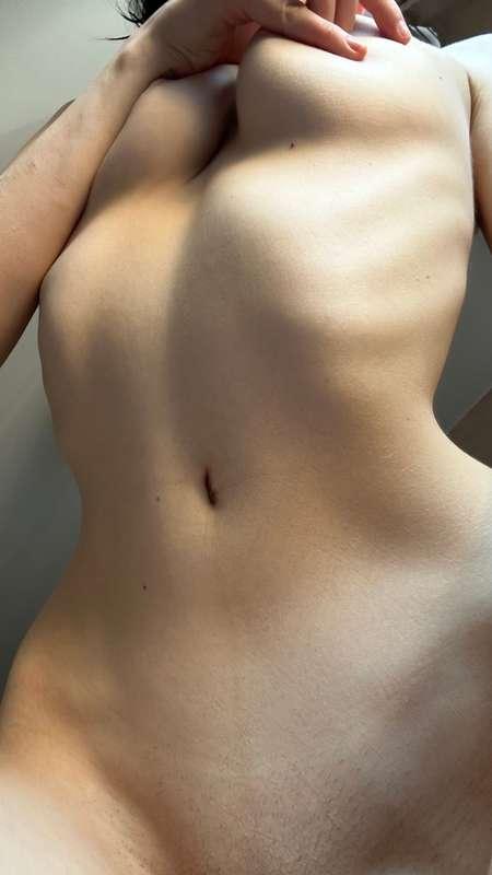 yoursmalldoll image #1
