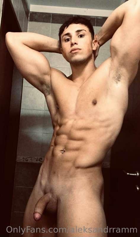 💪🏻💪🏻 OX MODEL 💪🏻💪🏻

#Ad
My friend @oxjmodel is a Argentinean..