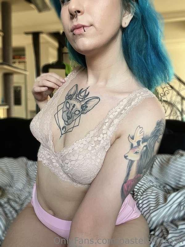 What coloured set suits me best?