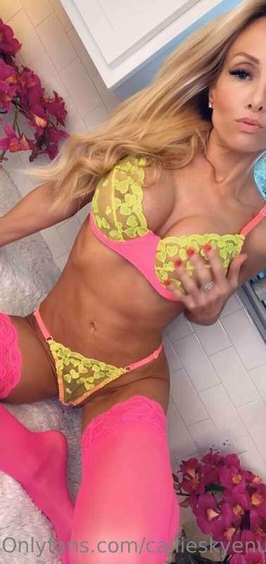 Are you ready because my pussy is. 