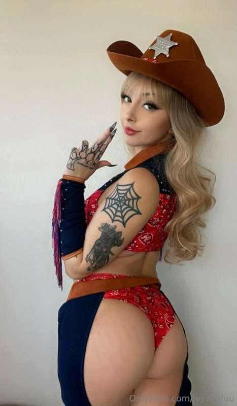 Big Booty Bitches