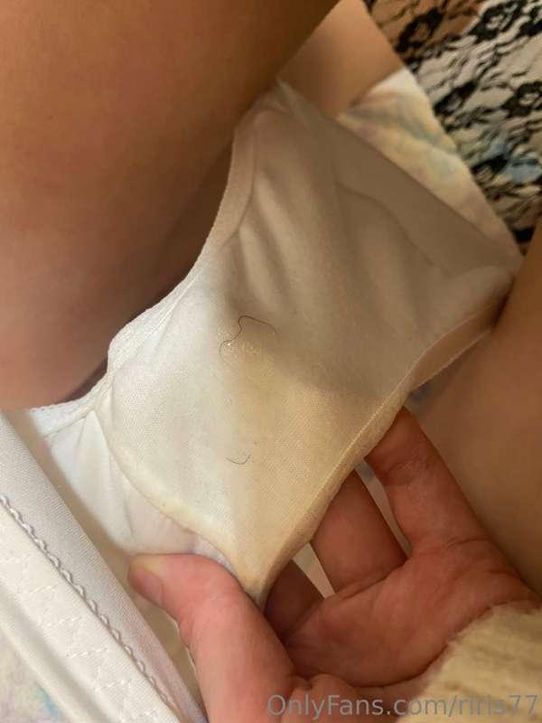 Due to intense masturbation
I lost my hair 😝💖haha

激しいオナニーをし..