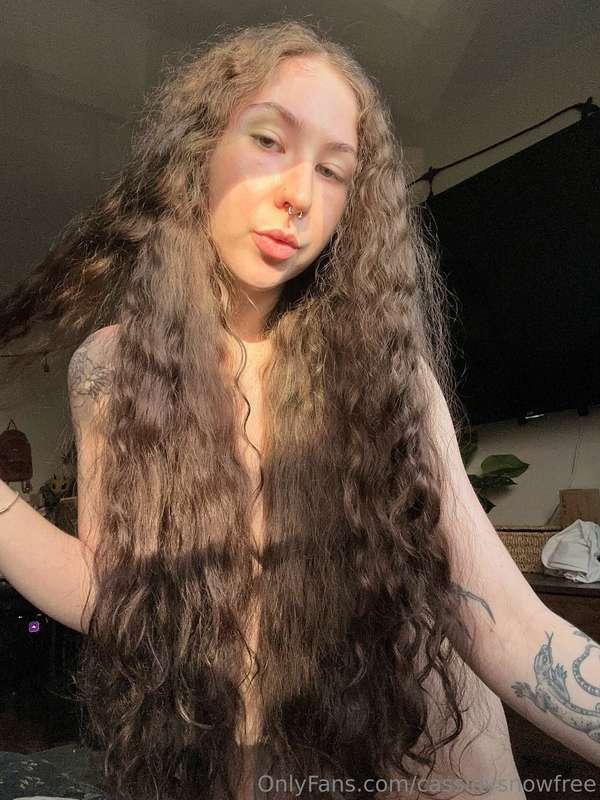 should i cut my hair? 😜