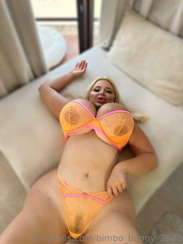 Do you like pussy eating ? 🥵🥵🥵