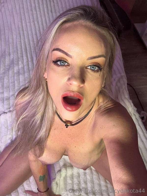 Oh shit😈 my boy, cum in my mouth, come on!!! Don't stop💦 Do ..