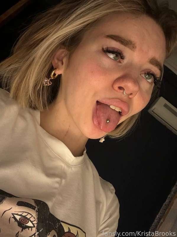 You never get tired of my ahegao, do you?




#ahegao #cute #natural #blonde #natural #sweet #teen #egirl #18 #fyp