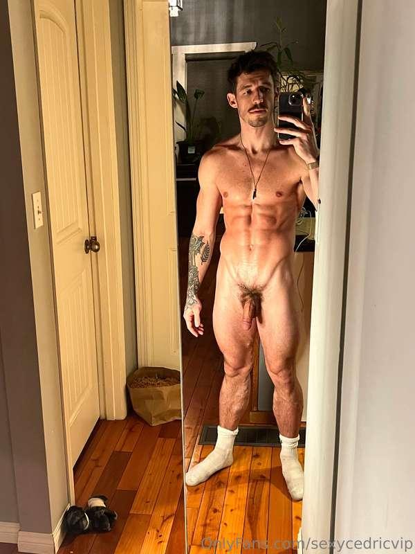 Just had the hottest live session with a fan 🤤Schedule yours..