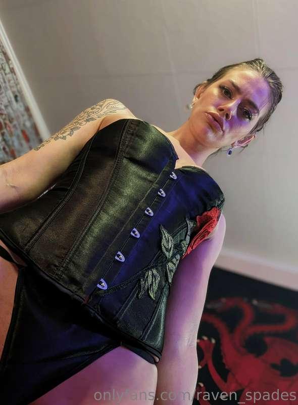 Worship your Goddess! 👑