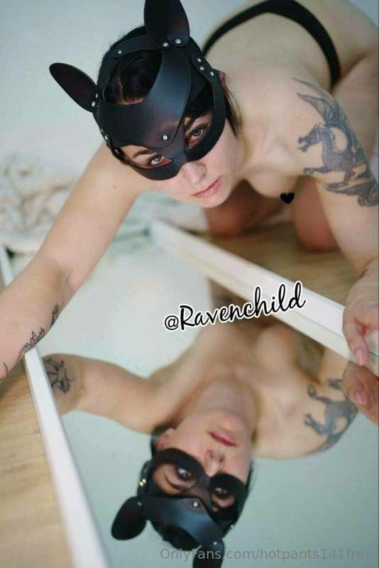 # 24h 🥵🪭 @Ravenchild 𝗷𝘂𝘀𝘁 𝗽𝗼𝘀𝘁𝗲𝗱 𝗮 𝗻𝗲𝘄 𝗽𝗶𝗰𝘁𝘂𝗿𝗲 🔝🥵 
𝗖𝗹𝗶𝗰𝗸 𝘁𝗵𝗲..