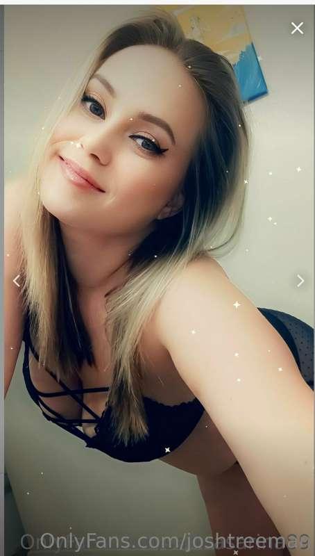 Hi, Im Sarina! I am new here, definitely not your typical OF..
