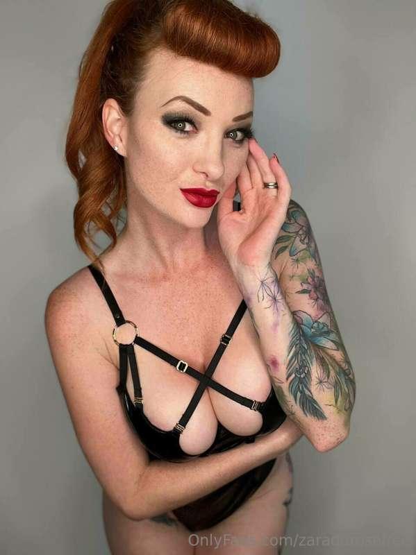 waiting to hear you ask me nicely!

VIP @zaradurose
