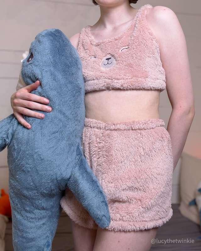 lucythetwinkie image #3