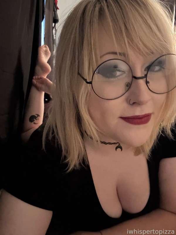 user396059627109756928 image #3