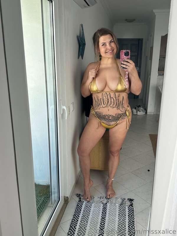 These are the type of picture’s I’d send you if we were dati..