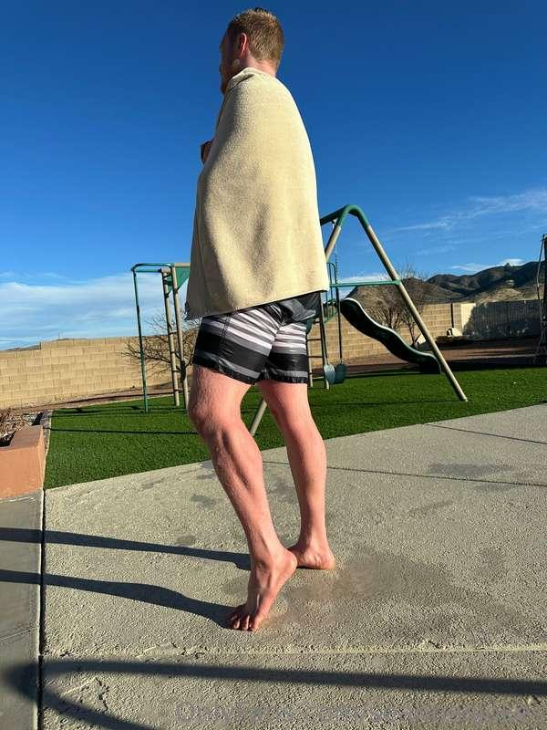 🧊When you do an ice bath in the pool that’s 38 degrees!