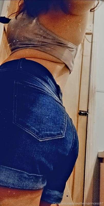 Good morning. 💋🍑