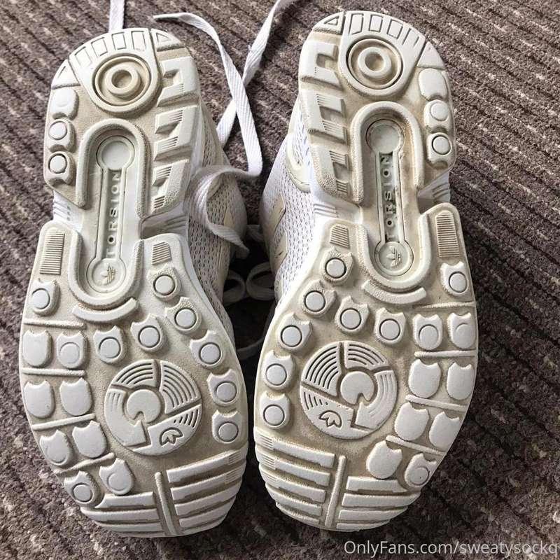 sweatysockq image #1