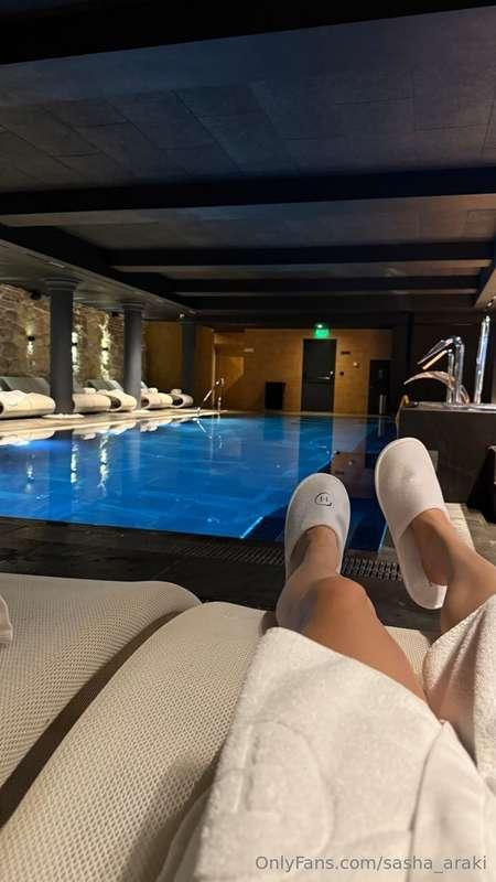 A quiet evening, a lounge chair, and me… No rush, no prying ..