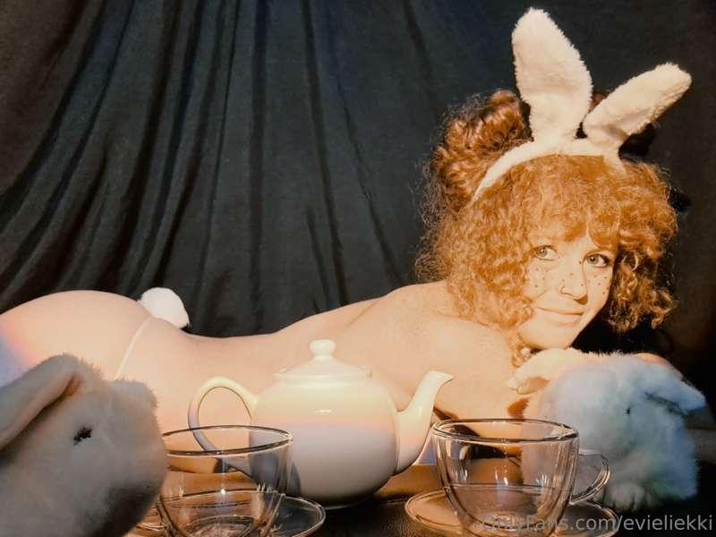 Https://onlyfans.com/evieliekki.vip