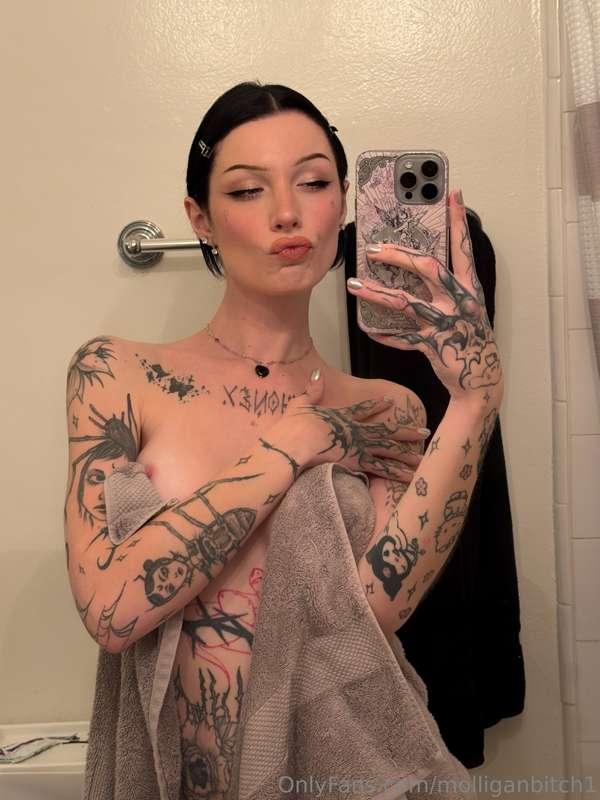 Wifey material? 💋
