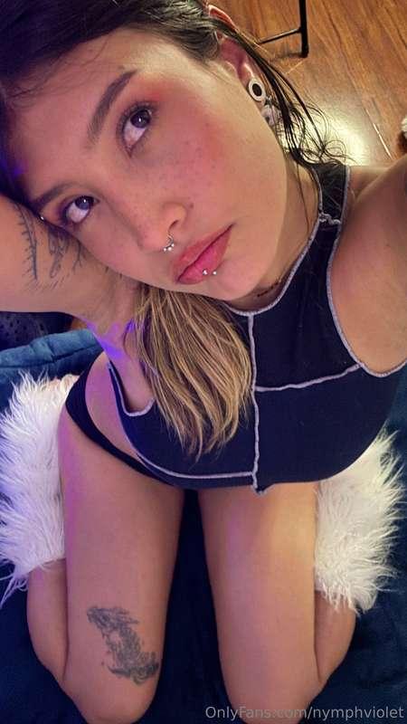 MY HORNY PUSSY WET FOR YOU!! 🥵🥵🥵 🥵 Tell me, babe, do you wan..