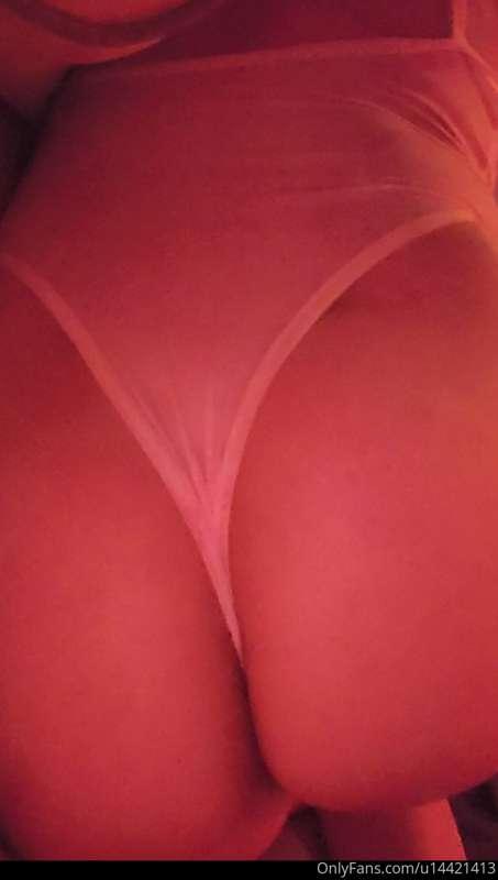 I just out of a massage these are a few photos there is many..