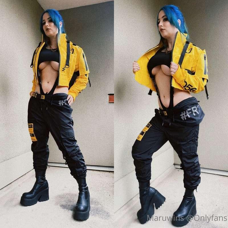 Just living my cyberpunk dream 🖤