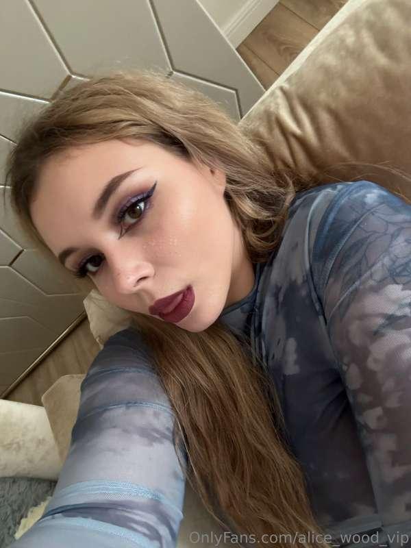 **Will you tell me your secret desires?😈🥵 What would you lik..