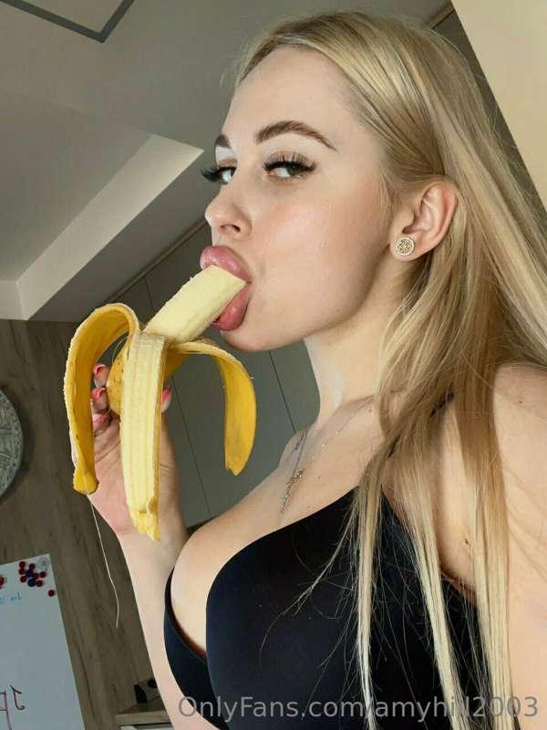 banana 🍌 day, swipe to see a little surprise 🥰