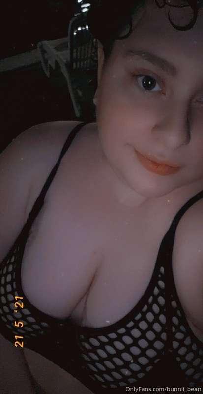 Love this bathing suit top 🥰🥰 hbu?