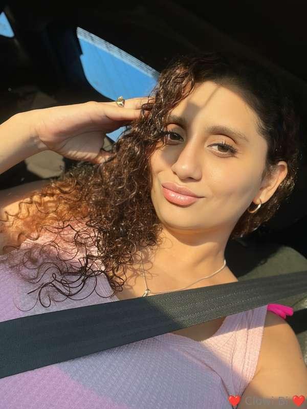 love are you online to play with your bitch? 🔥