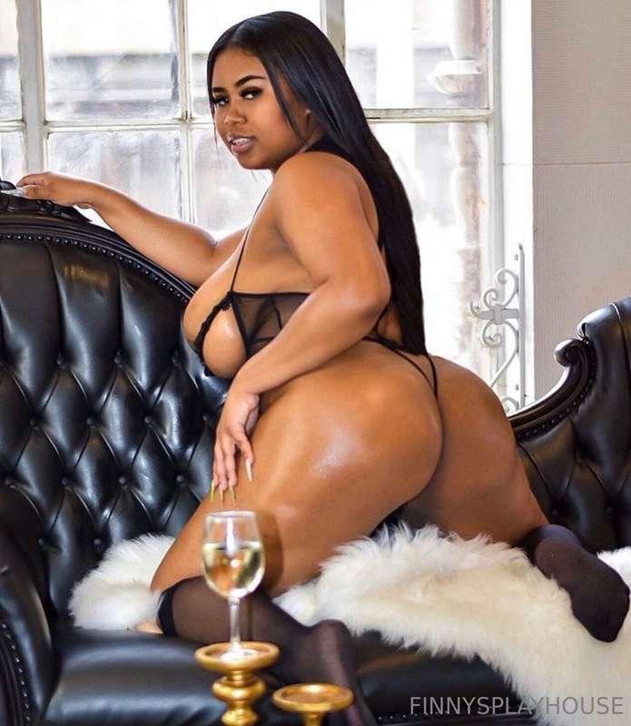 TOKYO DIAMOND HAS SOME OF THE BEST TITS IN THE BIZ, SHE SO S..