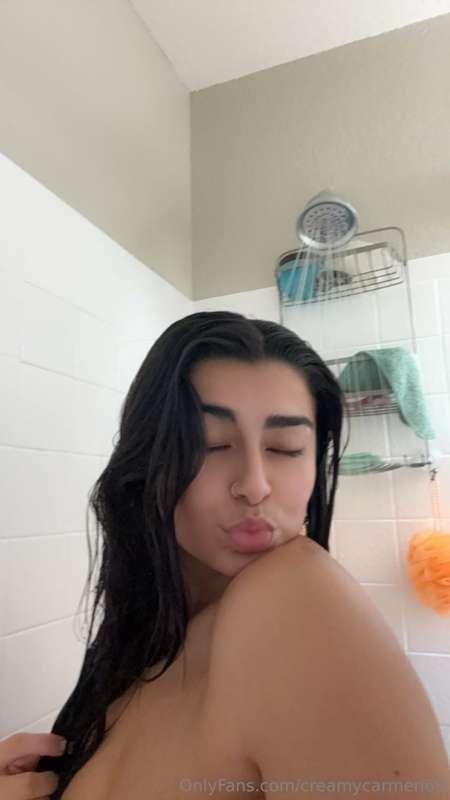 Who wants to join me in the shower 💦😏PROVE IT tip this post ..