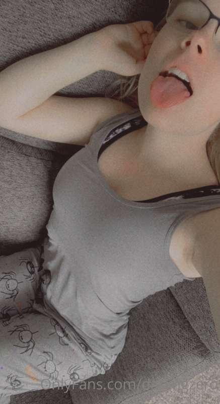 Good morning 😋 what angle is more flattering?