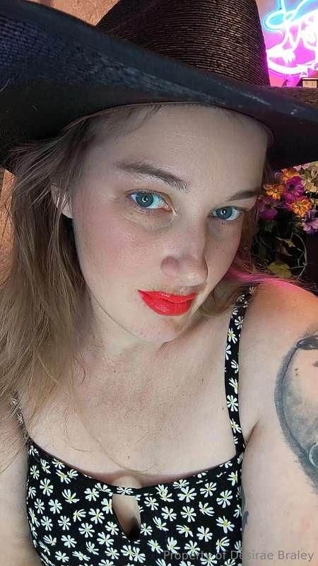 mistressdesirae image #10