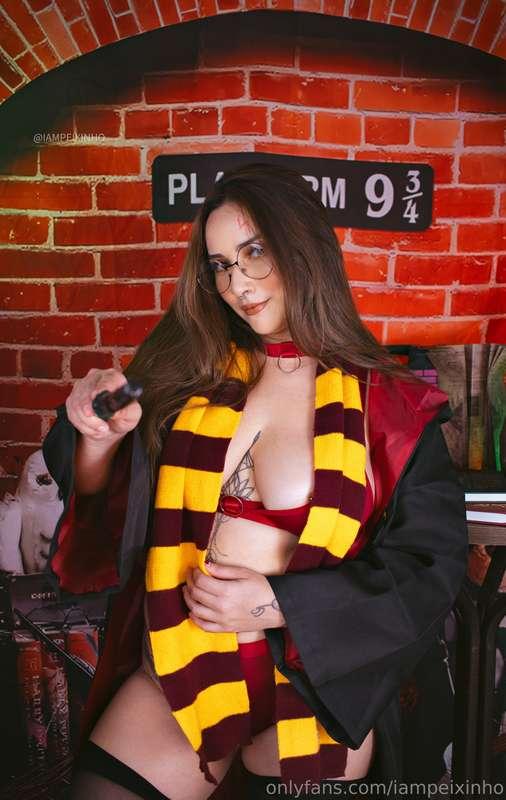 Happy Halloween, from your little witch! ❤️🧹