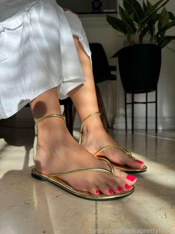anikaprettyfeet_ image #11