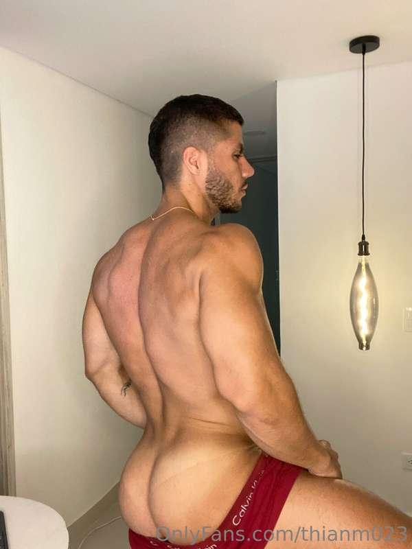 Es viernes.