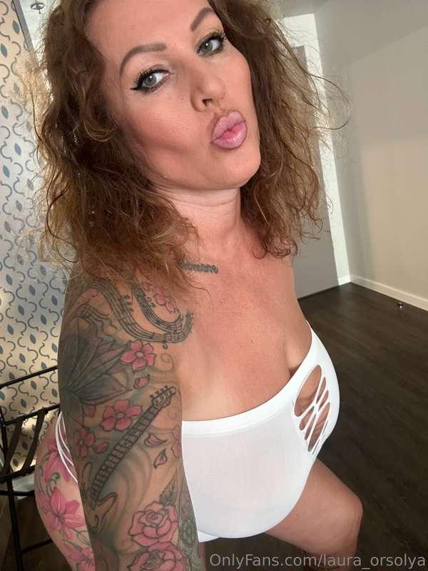 💋