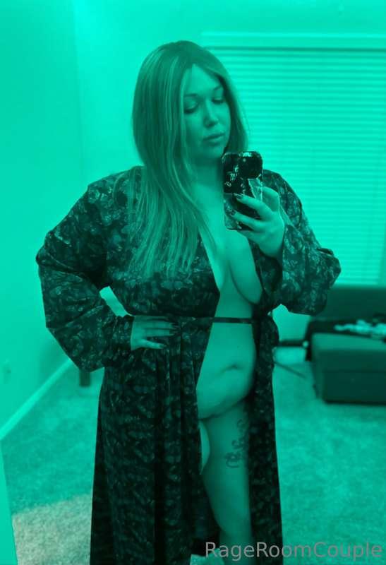Idk why but pretty much any time I wear a robe I just end up..