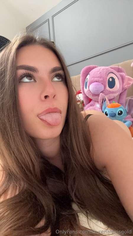 laurenalexisgold main image
